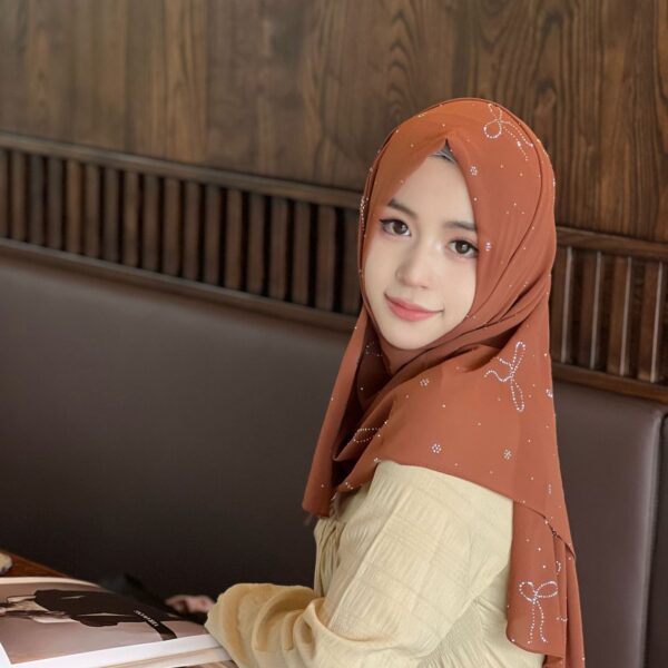 Luxurious Hijab - Caramel Chiffon with Rhinestone Bow