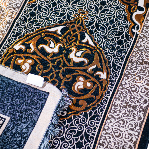 Chenille Blossom Prayer Mat - Comfort & Elegance in Brown (70x110 cm)