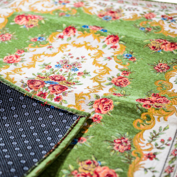 Chenille Anti-Slip Prayer Mat - Comfort & Serenity in Green (80x120 cm)