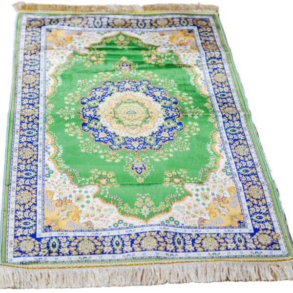 Elite Silk Prayer Mat - Comfort & Devotion | Available in Red, Blue, and Green (65x120 cm)