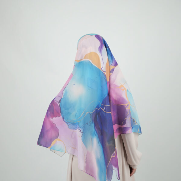 Chiffon Hijab with Multicolor Tie-Dye Print - Luxurious Comfort & Elegant Design